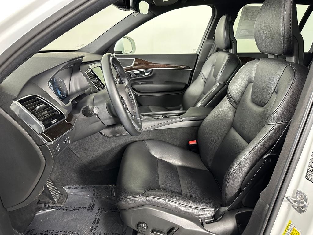2018 Volvo XC90 T6 Momentum