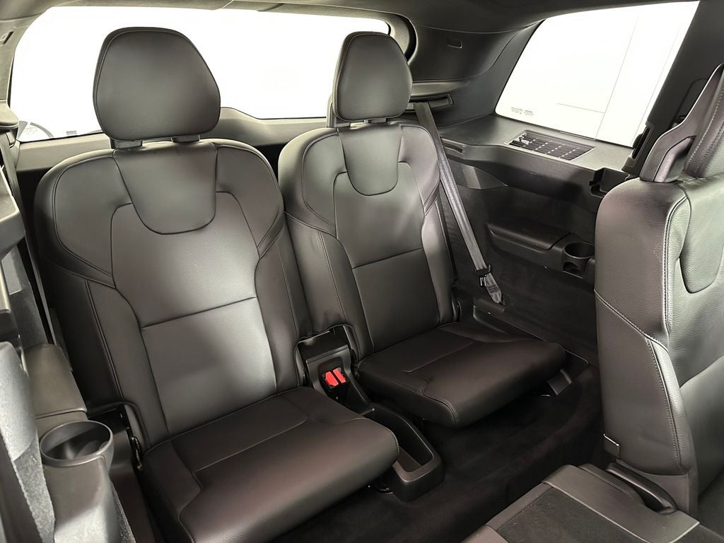 2018 Volvo XC90 T6 Momentum
