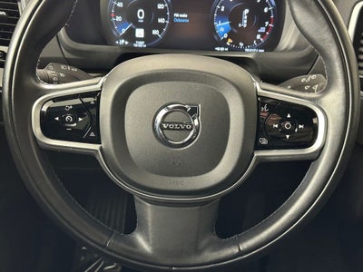 2018 Volvo XC90 T6 Momentum