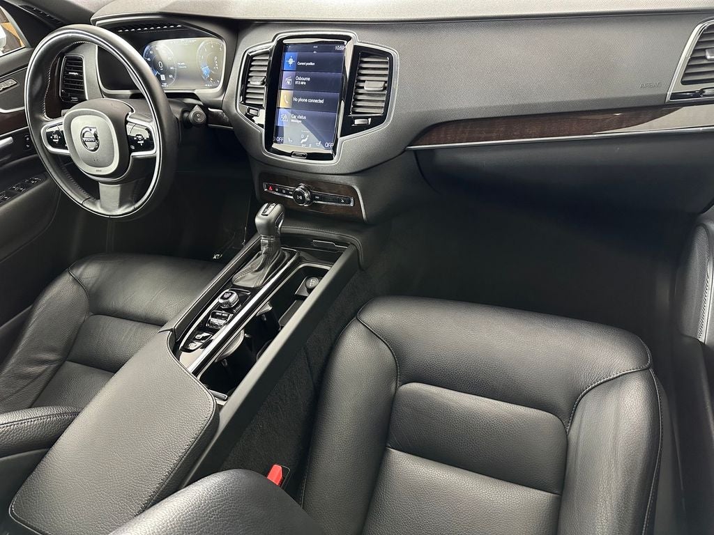 2018 Volvo XC90 T6 Momentum