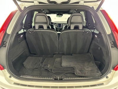 2018 Volvo XC90 T6 Momentum