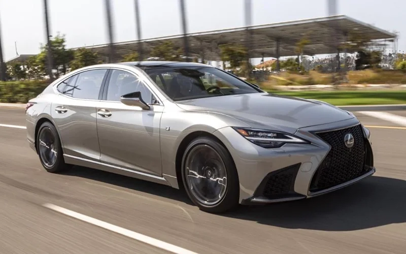 Lexus LS